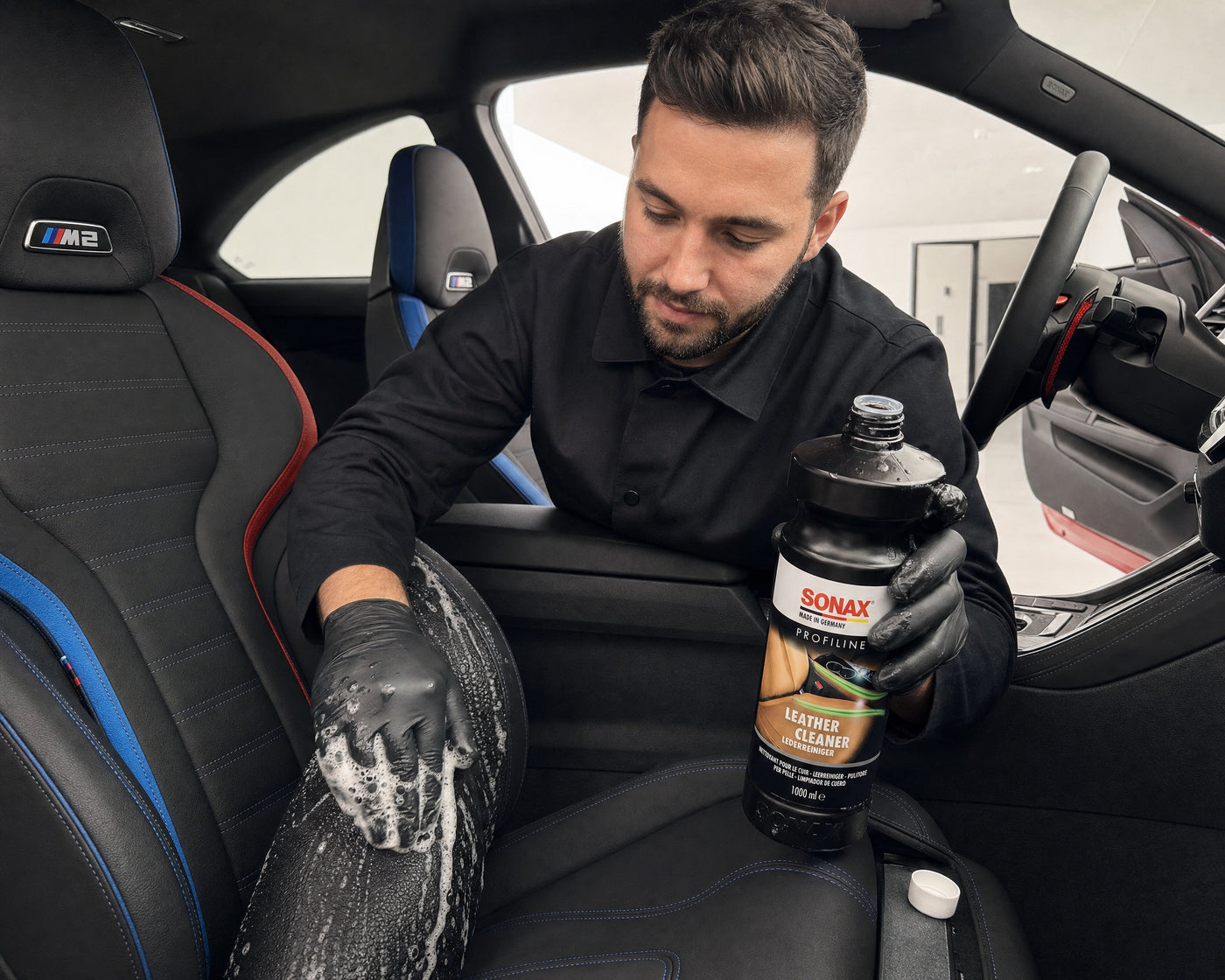Detailing1 Hero SONAX ProfiLine LeatherCleaner — Ledersitze schonend reinigen (Desktop)