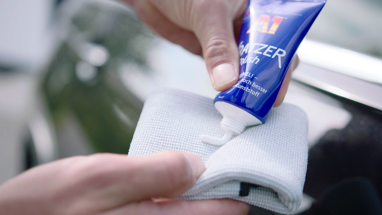 Detailing1 Dr. Wack A1 Kratzer Polish Politur — in der Anwendung