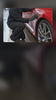 Detailing1 SONAX PROFILINE PerfectFinish "4/6" Finish-Politur — Daniel poliert den Kotflügel eines roten BMW M2 von Hand mit 